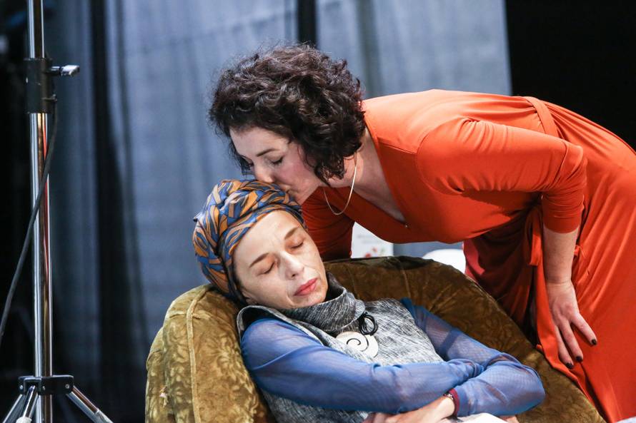 Drama 64 Tene Štivičić – priča o modernom roditeljstvu