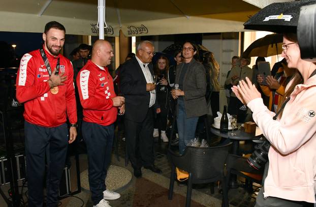 FOTO Pogledajte svečani doček Veočića nakon osvajanja bronce na Svjetskom prvenstvu u boksu