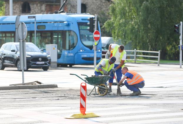 Zagreb: Počeli radovi na križanju Ulice grada Vukovara i Avenije Marina Držića