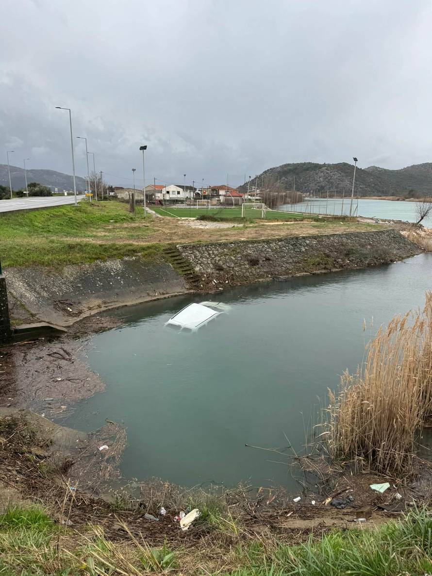 Nova tragedija: Autom sletio u ledenu Neretvu i poginuo. Ovo je treća smrt na cestama danas!