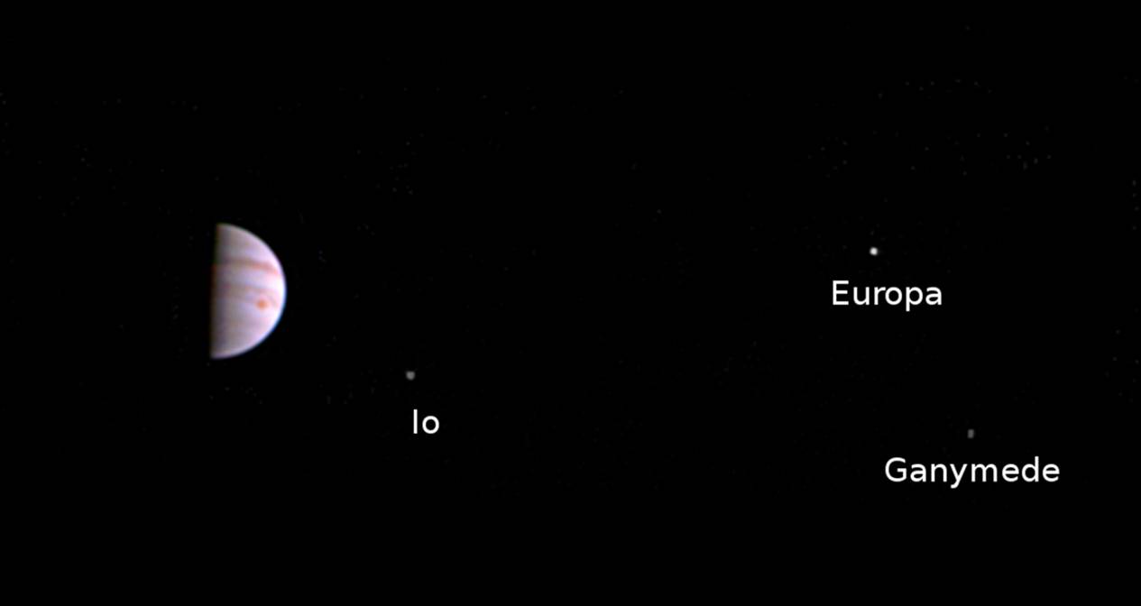 Letjelica Juno poslala je prvu fotografiju iz Jupiterove orbite