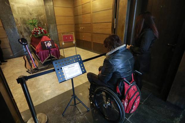 Zagreb: Posljednji ispraćaj Krunoslava Kiće Slabinca na krematoriju