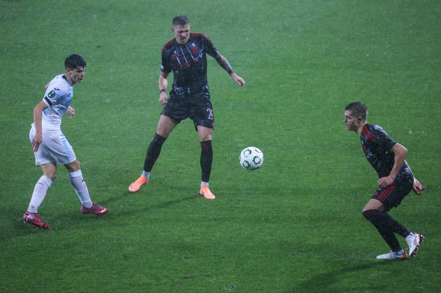 Utakmica između Rijeke i Sparte Prag u Konferencijskoj ligi prekinuta zbog kiše