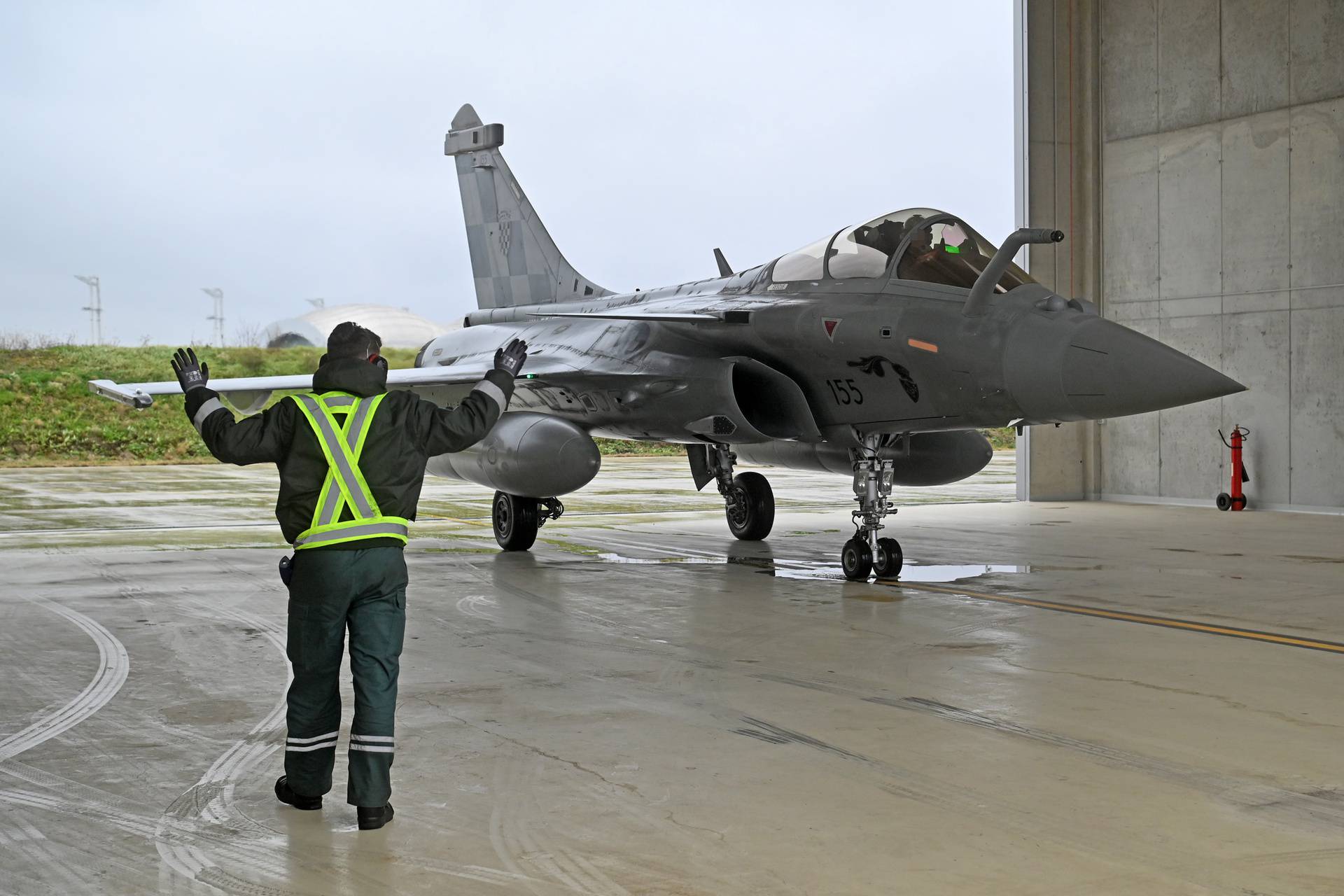 FOTO U Hrvatsku stigao osmi borbeni avion Rafale: 'Ovo je značajan trenutak za vojsku'