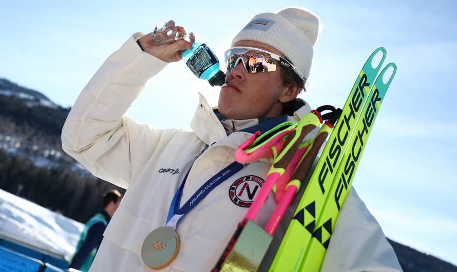 Cross-Country Skiing - Men's 10km Interval Start Free Victory Ceremony