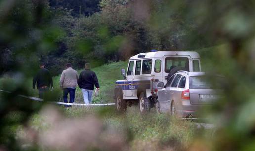 Puška mu ispala iz ruke i ranila susjeda koji je cijepao drva