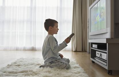 Ekrani nisu dadilje: Djeci do 5. g. dosta je sat vremena na dan