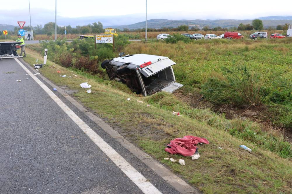 Policija o nesreći na A3: Vozač kombijem probio rampu, sletio u kanal pa se onda dao u bijeg