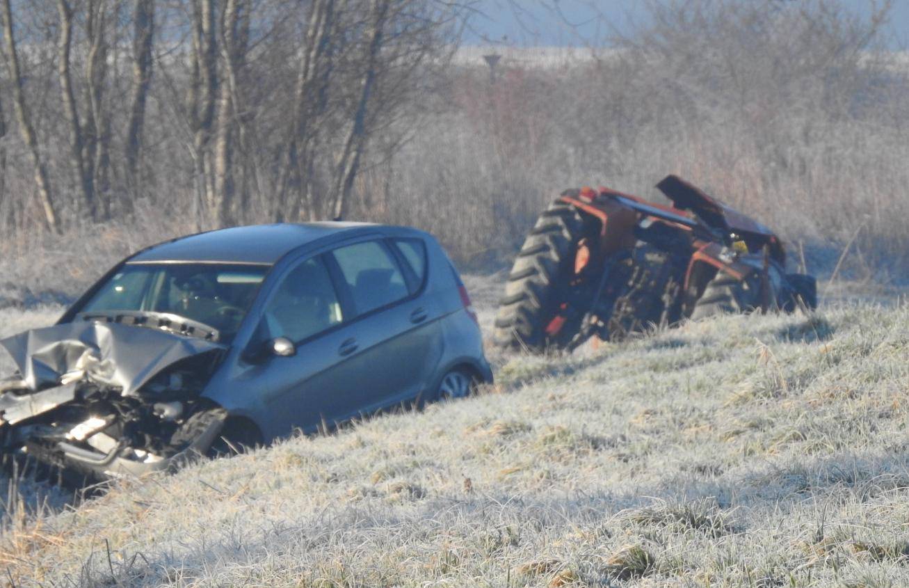 Detalji nesreće u Bjelovaru: Autom udario u traktor, vozač poginuo, ozlijeđena i putnica