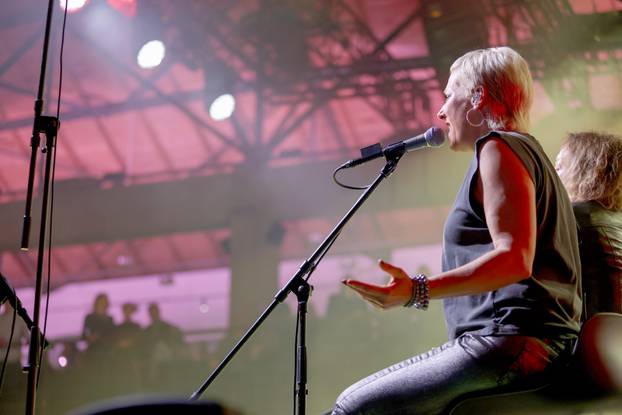 Zadar: Koncert Parnog Valjka u Arsenalu povodom Valentinova