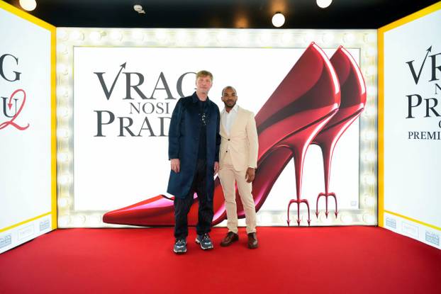 Ovako je bilo na premijeri 'Vrag nosi Pradu 2': Grubnić je nosio pletenice, Petko postao Priestly