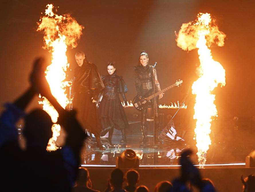 Dora puna adrenalina! Lorena je krvarila, Nižetić ozlijedio prst, a Nipplepeople završio na hitnoj