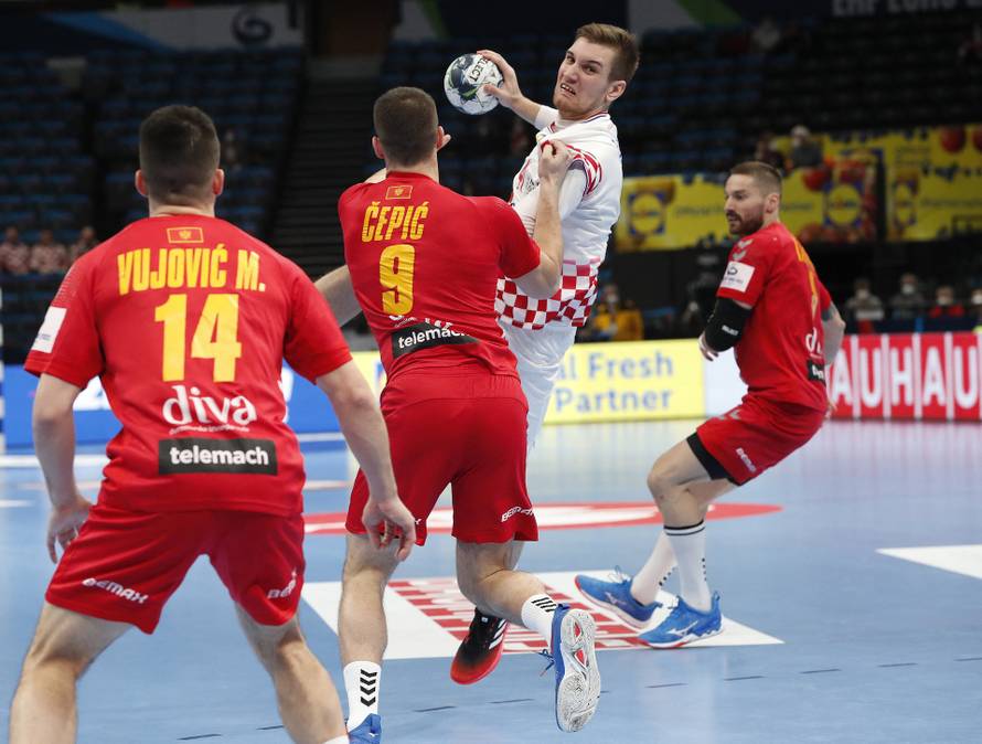 EHF 2022 Men's European Handball Championship - Main Round - Montenegro v Croatia