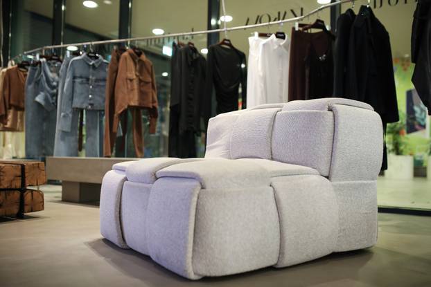 Zagreb: Lunilou & IZAKOVA store