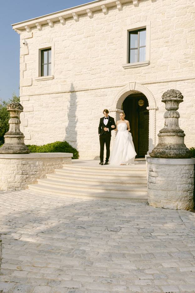 Predstavljeni novi trendovi: Evo kako će izgledati luksuzna vjenčanja za  2025. i 2026.