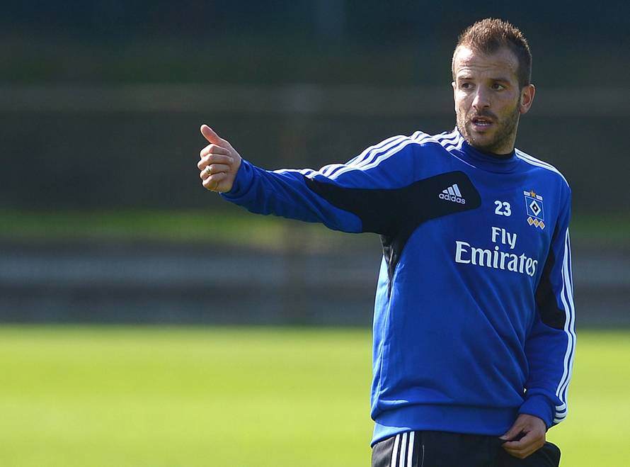 Training Session of Hamburger SV - Rafael van der Vaart