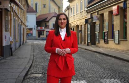 Petra Škrobot preuzela je vlast u Samoboru, najmlađa je gradonačelnica u Hrvatskoj