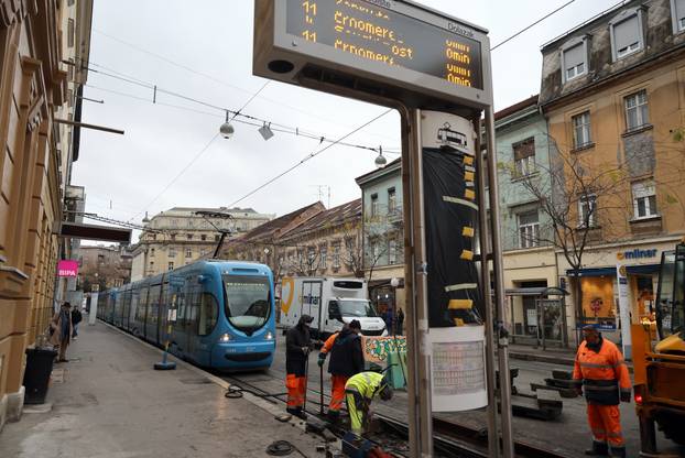 Zagreb: Zastoj tramvaja u Draškovićevoj ulici zbog puknuća tračnica