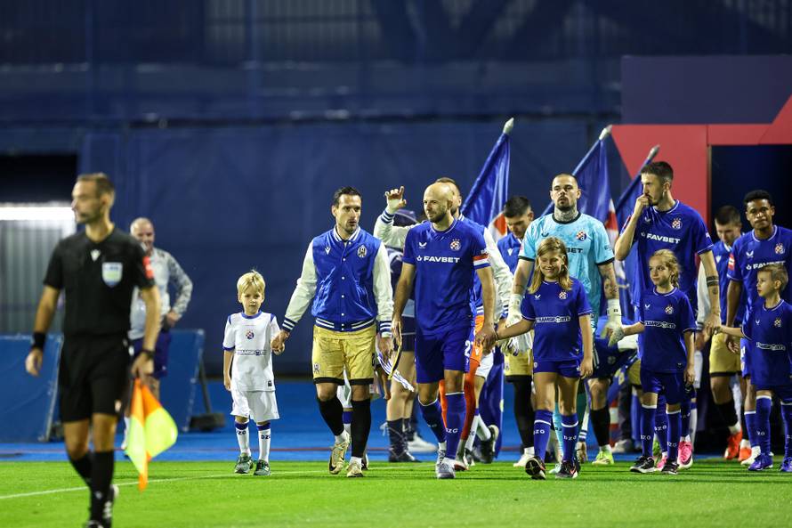 Zagreb: GNK Dinamo i NK Lokomotiva susreli su se u 8. kolu SuperSport HNL-a