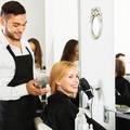Proljetni makeover frizure: Svijetli tonovi uz kraće vrhove dat će kosi dinamiku i jaki sjaj