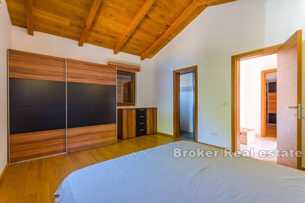 Sami na otoku blizu Kornata: Imanje s kamenom kućom se prodaje za 3,5 milijuna eura...