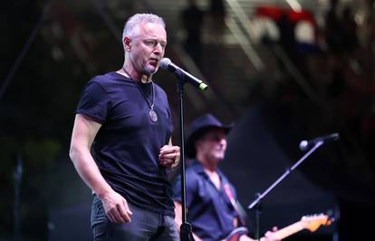 Thompson na trenutak prekinuo koncert u Osijeku: 'Molim vas, nemojte to raditi. Opasno je!'