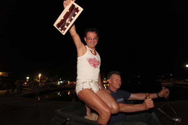 Sukošan: Zadarski modni ma?ak Jadranko uživao u pažnji gra?ana