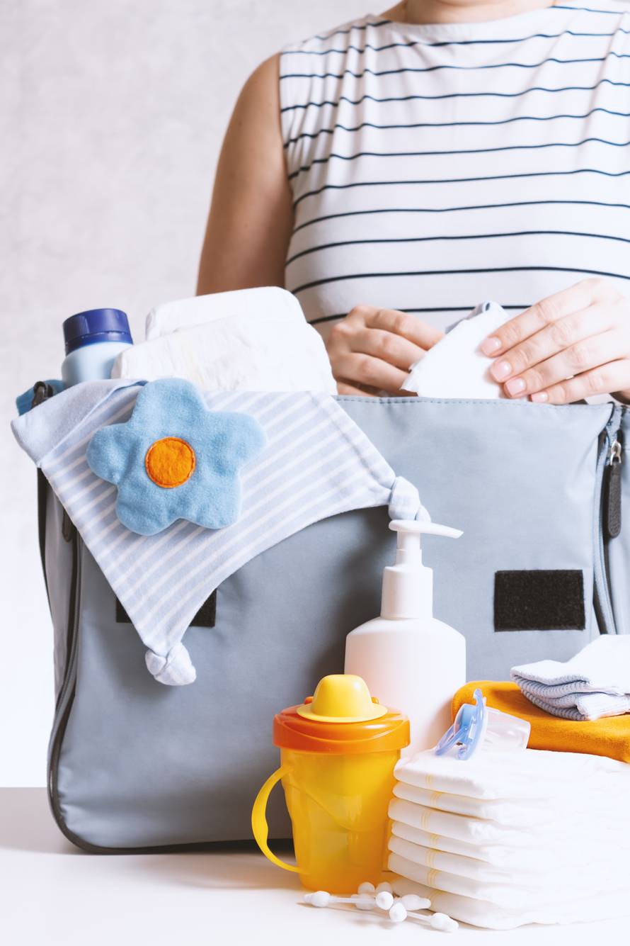 Rodila sam mrtvog sina, a moja prijateljica me pitala mogu li joj sada vratiti darove za bebu