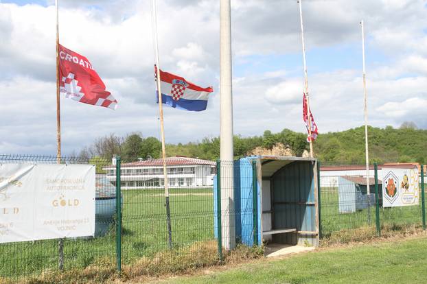 Vojnić: Tuga u NK Vojnić 95 nakon pogibije Nikole Pokrivača