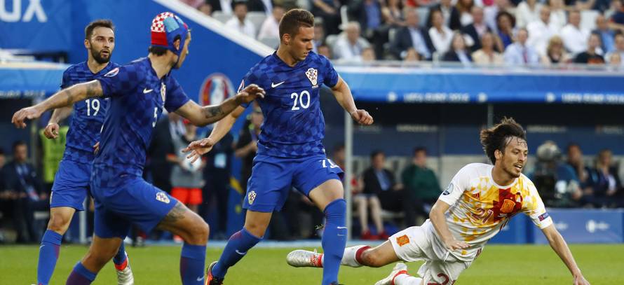 Croatia v Spain - EURO 2016 - Group D
