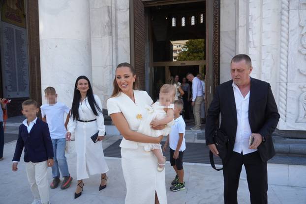 Beograd: Aleksandra Prijović i Filip Živojinović krstili kćer na dan kad  se rodila 