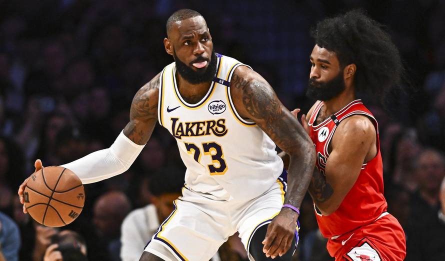 NBA: Chicago Bulls at Los Angeles Lakers