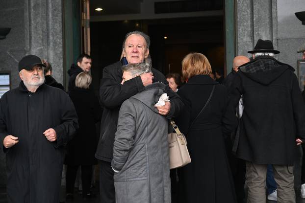 Zagreb: Posljednji ispraćaj Ivana Zvonimira Čička na Krematoriju