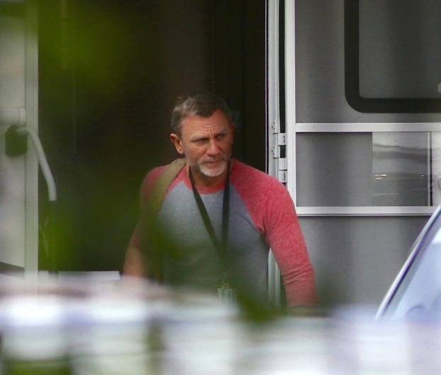 EXCLUSIVE: Daniel Craig seen at Pinewood studios after filming of the new James Bond film was stopped due to him injuring himself