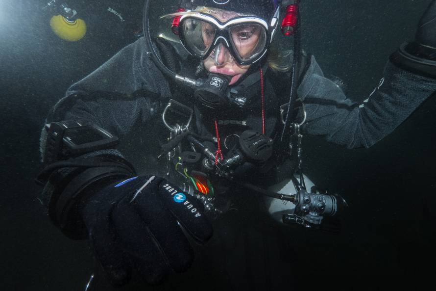 Prvi put  ju našli tako malenu: Ja sam bebica čovječje ribice