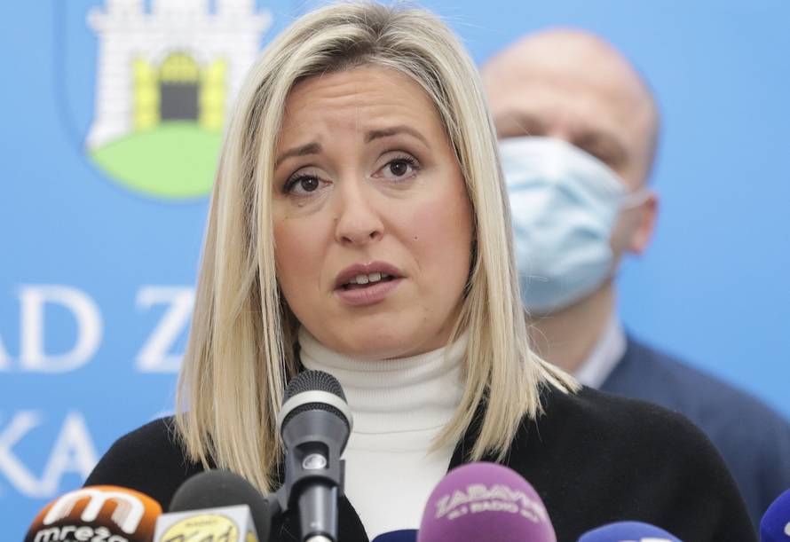 Zagreb: Članovi Kluba gradskih zastupnika SDP-a održali konferenciju za medije