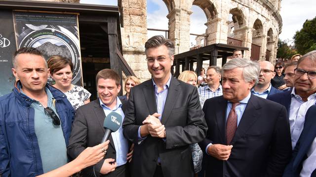 HDZ se hvalio kako im je Tajani dolazio na skupove u Hrvatsku