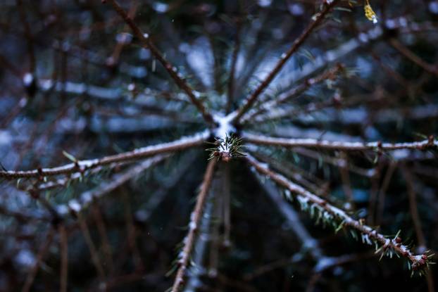 Zagreb: Lagani sniježni pokrivač u središtu grada