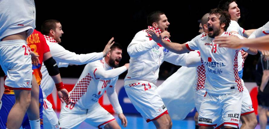 Men's Handball -  Spain v Croatia - 2017 Men's World Championship Quarter-Finals
