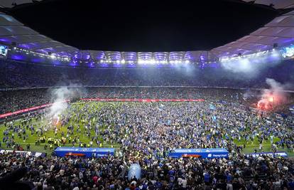 VIDEO Hamburg je na nogama: HSV se vratio u Bundesligu nakon sedam dugih godina!