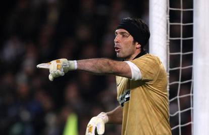 Juventusova "desetka" iduće sezone bit će golman Buffon?