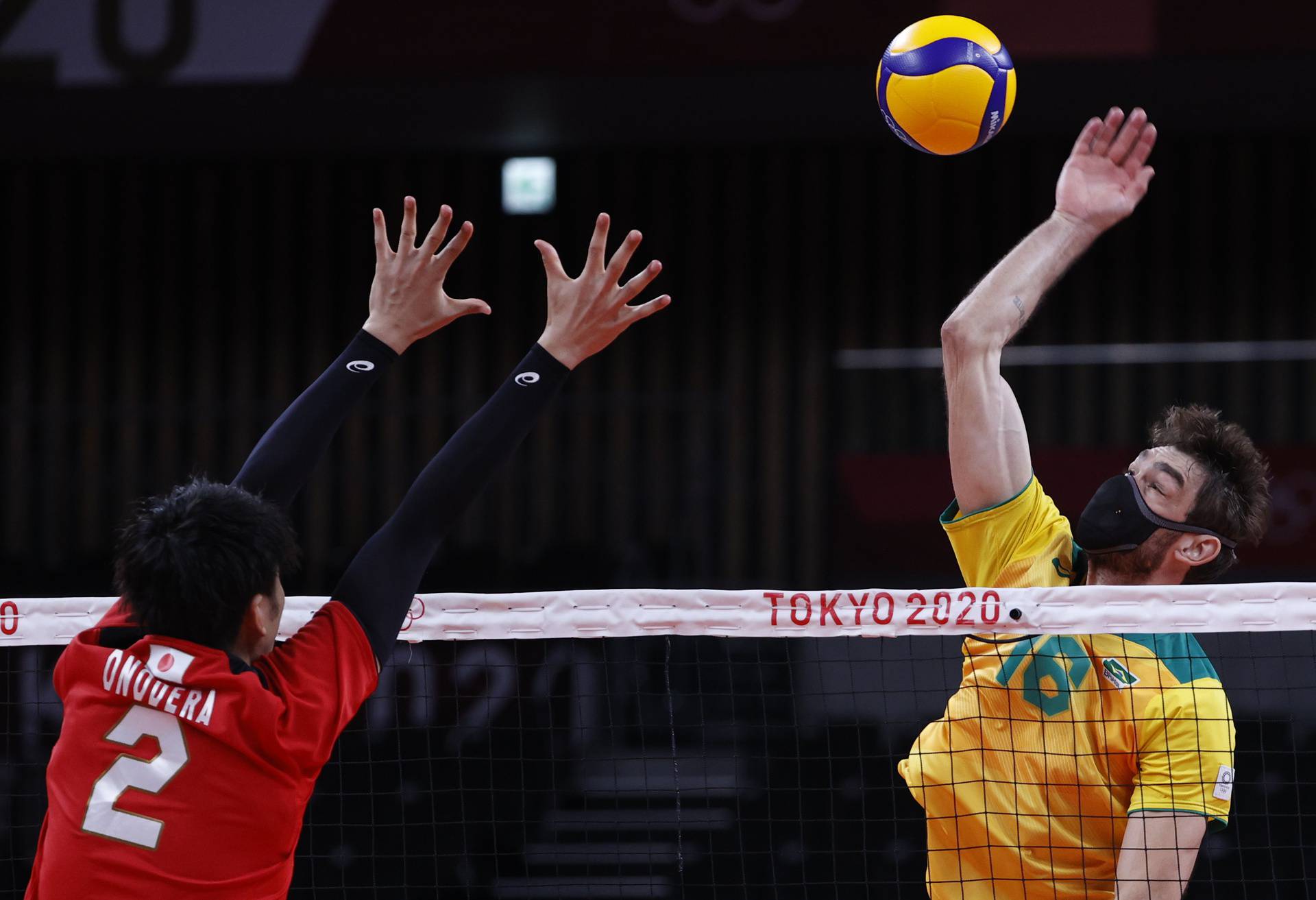 Volleyball - Men's Quarterfinal - Japan v Brazil