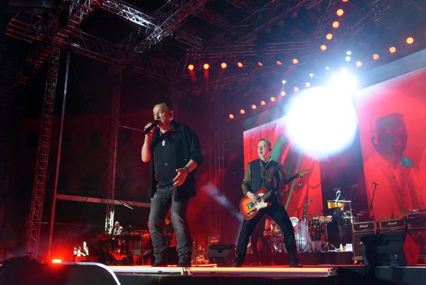 Pula: Prljavci napunili Arenu