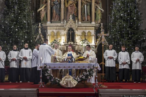 Osijek: Misa polnoćka u konkatedrali Svetog Petra i Pavla
