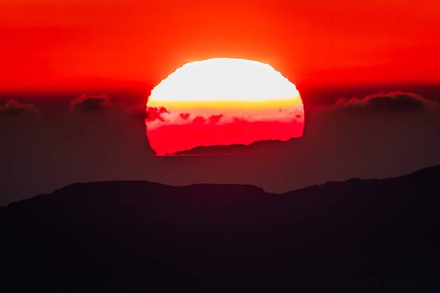 Biokovo  -  Zalaz sunca promatran sa vrhova Biokova 1100m/nm