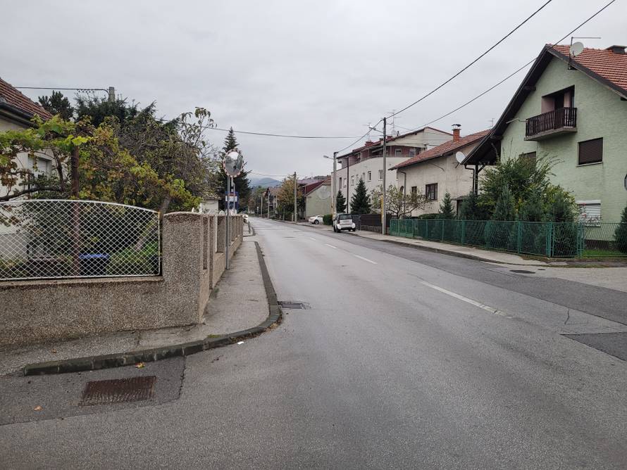 Samsungovo šarenilo: Isprobali smo Galaxy S20 u FE izdanju