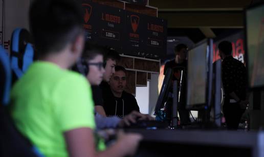 Uživo iz Zagreba: Završnica Esports prvenstva Hrvatske