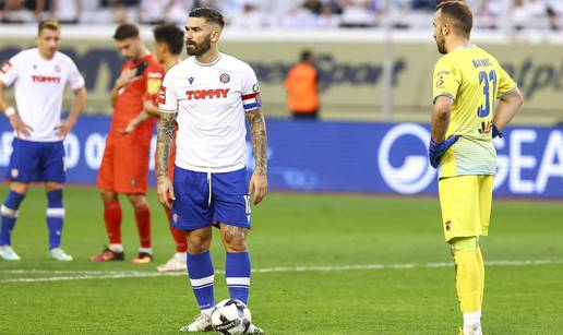 Je li bio penal za Hajduk? Jović nije sudio ništa, ali javio se VAR