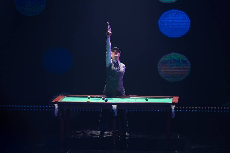 Talijanka je luk i strijelu držala stopalom i pogodila metu: 'Vi kao da nema kosti u tijelu...'