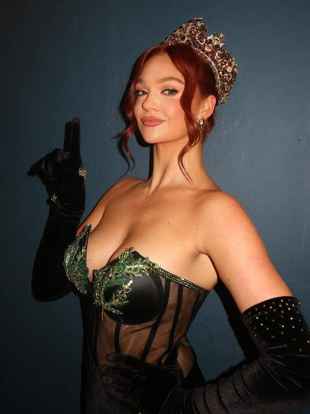 FOTO Misica iz Britanije: Previše sam zgodna i uspješna pa mi muškarci uopće ne prilaze